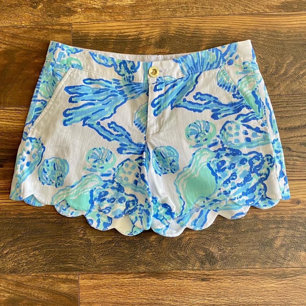 Lilly Pulitzer 4.5 Inch Shorts Size 2